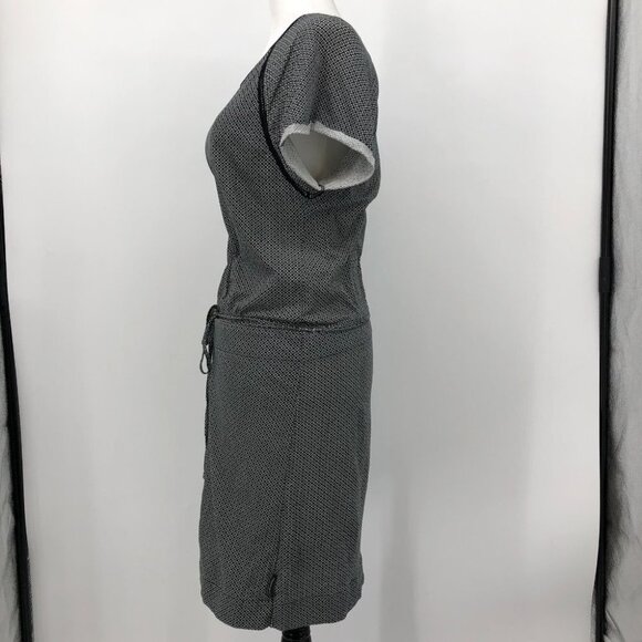 Scotch & Soda Black + White Geometric print Jersey T-shirt mini dress waist tie - Picture 7 of 16